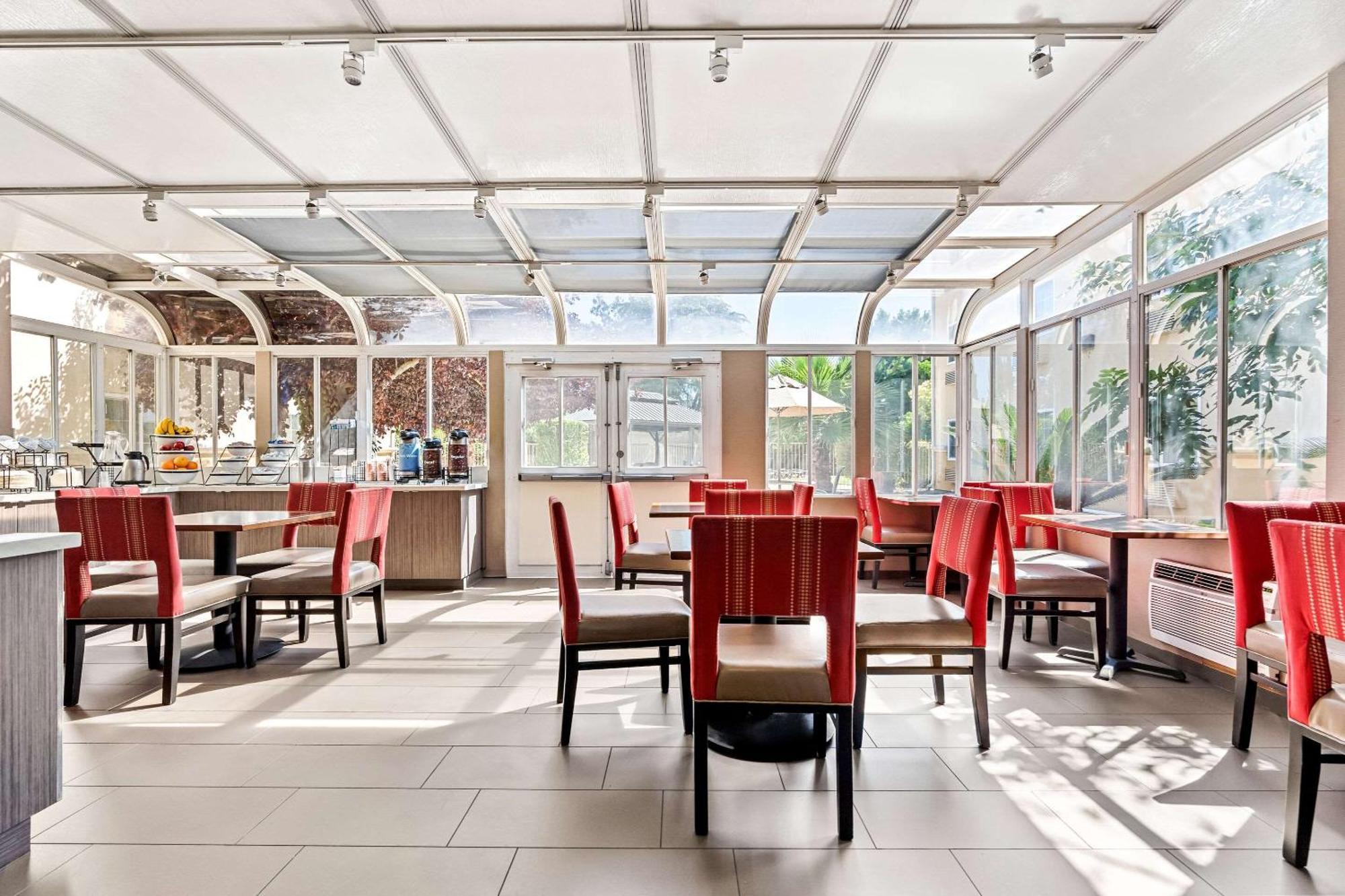 Comfort Inn Modesto Eksteriør billede