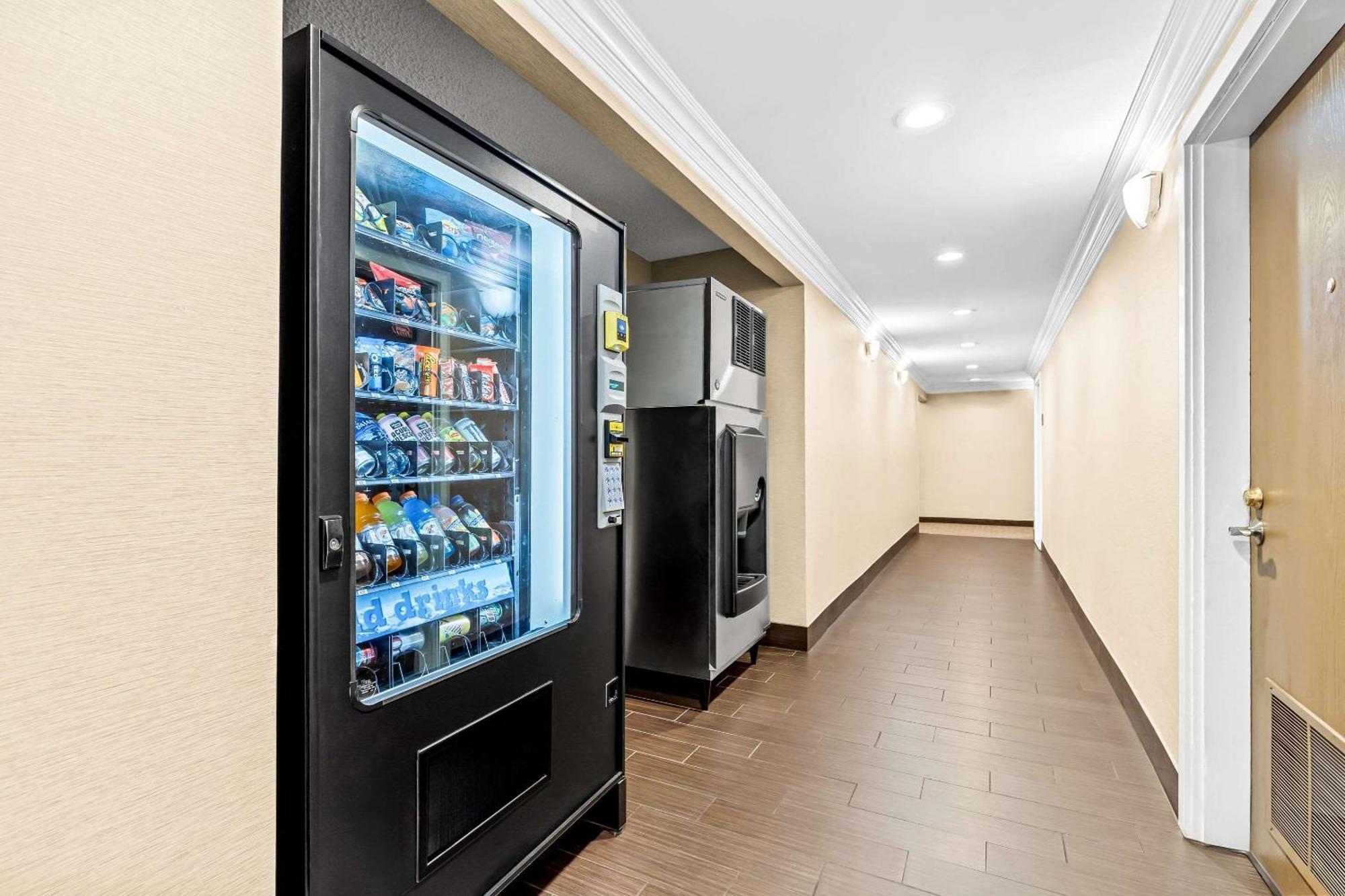 Comfort Inn Modesto Eksteriør billede